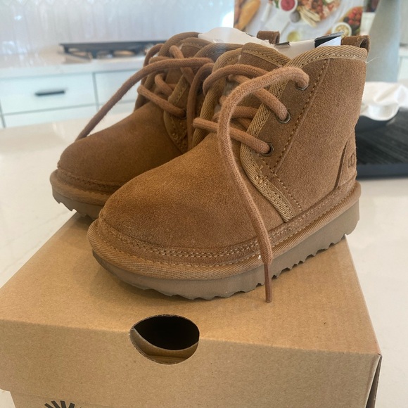 Ugg Neumel ll Boot Chestnut Size 8 - Picture 2 of 4